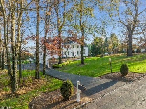 41 Rustic Trl, Flemington, NJ 08822-5555