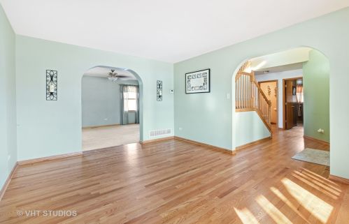 2831 Ferro Dr, Mokena, IL 60451-3431