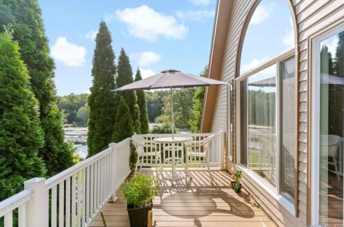 65 Bokum Rd, Chester CT  06412-1339 exterior