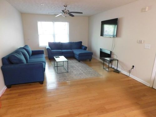 8103 Fairington Village Dr, Lithonia, GA 30038-1446
