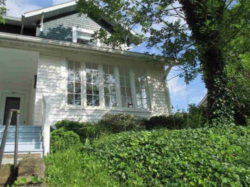 641 Madigan Ave, Morgantown WV  26501-6715 exterior