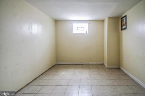 124 Fariston Dr, Philadelphia PA 19120-1007 exterior