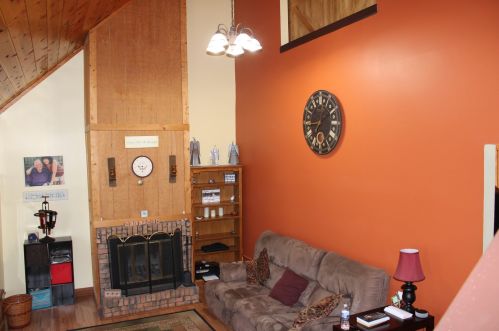 123 Dolores St, Oswego, IL 60543-9102