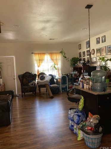 22661 La More Rd, Perris, CA 92570-1623