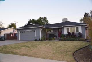 617 Cambridge Ave, Visalia, CA 93277-4725