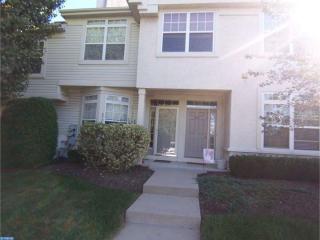 211 Dresher Woods Dr, Dresher, PA 19025-1522