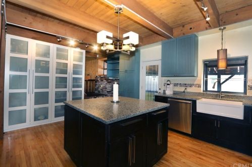 7132 Delaware St, Riverside CA  92504-3904 exterior