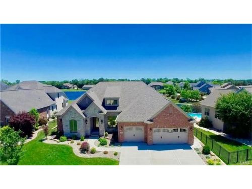 3614 Arbor Lake Dr, Edwardsville, IL 62025-7762