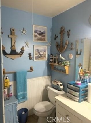 301 Tustin Ave, Anaheim CA  92807-2633 exterior