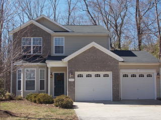 3611 Throughbrook Ct, Greensboro, NC 27405-9687