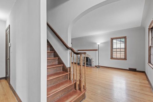 1789 Hamline Ave, Saint Paul MN  55113-6221 exterior