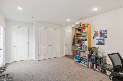 1317 Spindrift Rd, Aberdeen MD  21001-3954 exterior