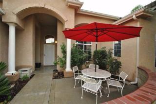 8646 Backer Ave, Fresno, CA 93720-3970