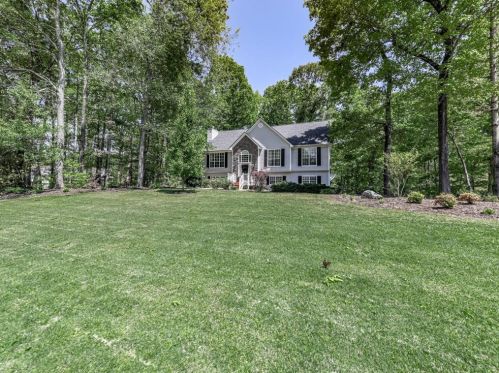 230 Paul Cir, Big Canoe, GA 30143-8326