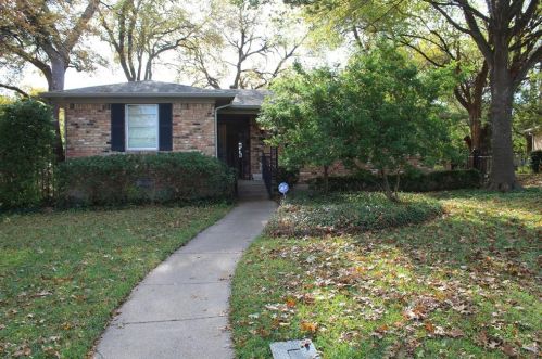2371 Chart Dr, Dallas TX  75228-5379 exterior