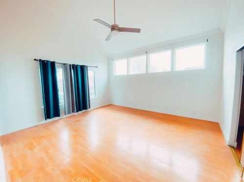 1053 Lamark Ln, Anaheim CA  92802-3404 exterior