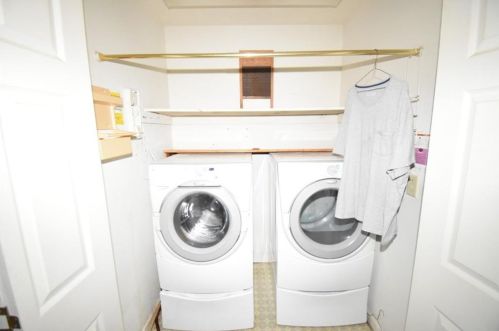 112 Hayes Cir, Rex GA 30273-1543 exterior