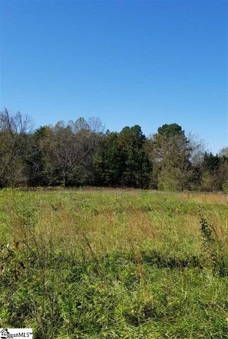 10 B St, Inman, SC 29349-1704