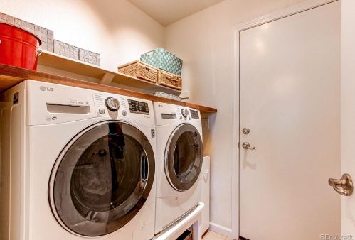 7588 Quatar Way, Aurora CO  80016-7119 exterior