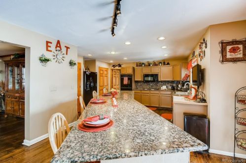 5897 Pagosa Way, Aurora CO 80011-4931 exterior