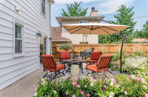 1462 Hazel St, Saint Paul MN  55119-4221 exterior