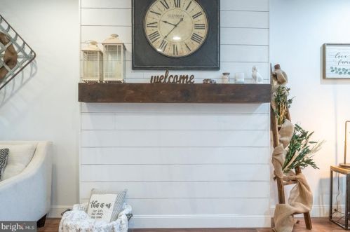 355 Ross St, Lancaster PA  17602-1941 exterior