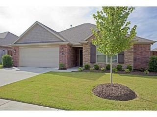 4314 Murfield Dr, Rogers, AR 72758-9092