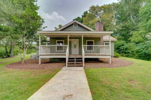 11 Clear Creek Rd, Ellijay, GA 30536-6229