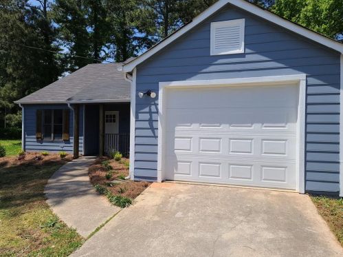 5301 Brentwood Rd, Atlanta, GA 30349-5803