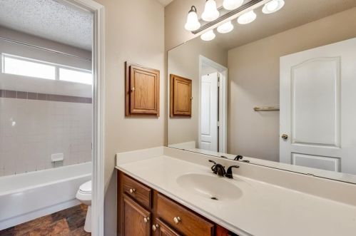 5700 Trinity Ln, Fort Worth TX  76137-5547 exterior