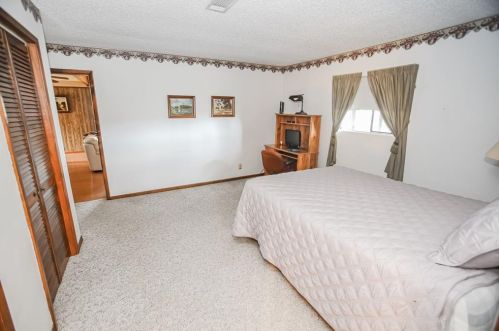 1500 Shanks Rd, Angleton TX 77515-9188 exterior