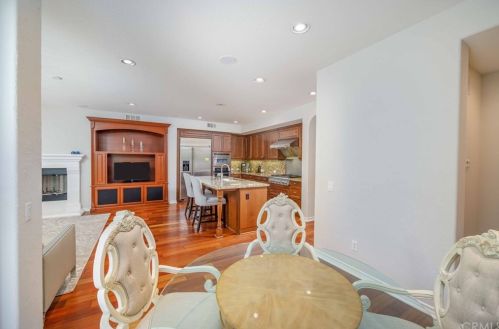 30 Juneberry, Irvine CA  92606-4503 exterior