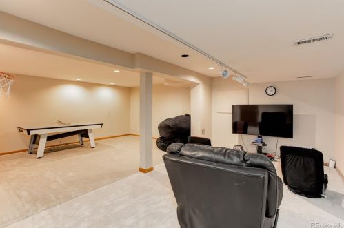 6107 Alton Way, Englewood CO  80111-5235 exterior