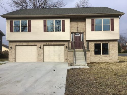 215 Lowell Ave, Altoona, PA 16602-4129