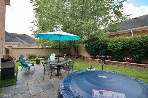156 Wexford Ct, Stockbridge GA  30281-6306 exterior