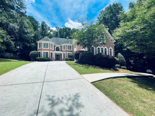 1620 Spring Arbor Ct, Lilburn, GA 30047-3371