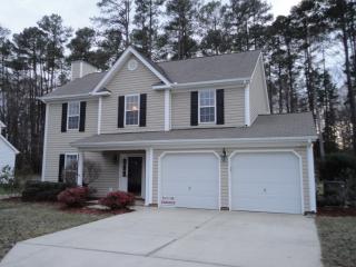 2803 Stadium Dr, Durham NC  27704-6013 exterior
