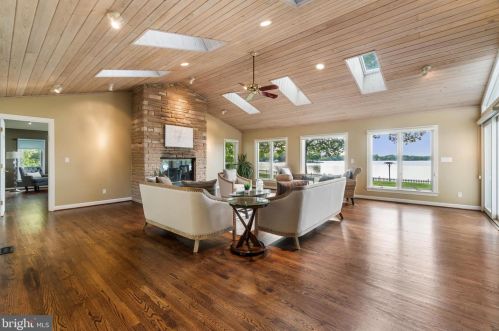 1258 River Rd, Shady Side MD 20764-9694 exterior