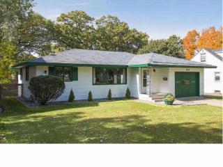 4127 Zane Ave, Minneapolis MN  55422-1649 exterior
