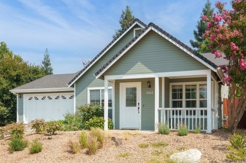 2868 Sun River Dr, Chico, CA 95973-1010