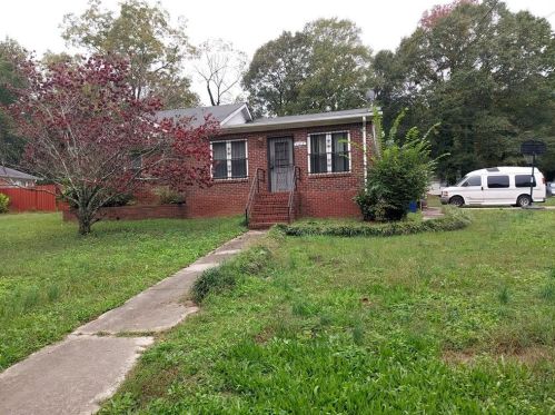 105 Brownlee Rd, Atlanta GA 30311-2226 exterior