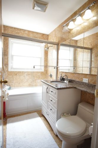 8931 Merrill St, Niles IL  60714-1707 exterior