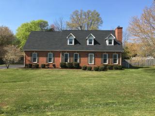 100 Huntington Pl, Tullahoma, TN 37388-9505