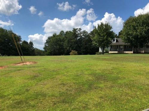 585 Bart Manous Rd, Holly Springs, GA 30115-6509