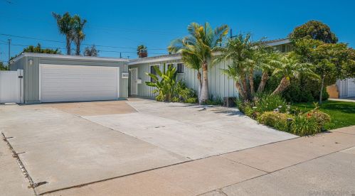 3633 Morlan St, San Diego, CA 92117-1039