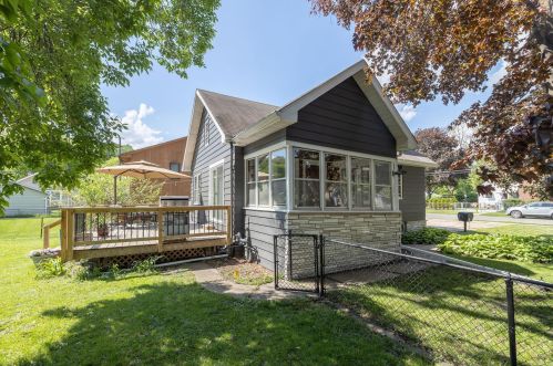 1397 Alaska Ave, Saint Paul MN  55116-2339 exterior