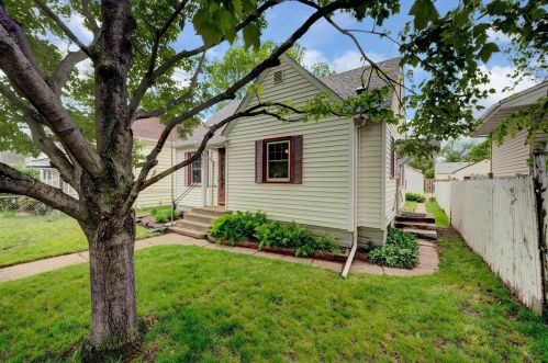 4851 Camden Ave, Minneapolis, MN 55430-3542
