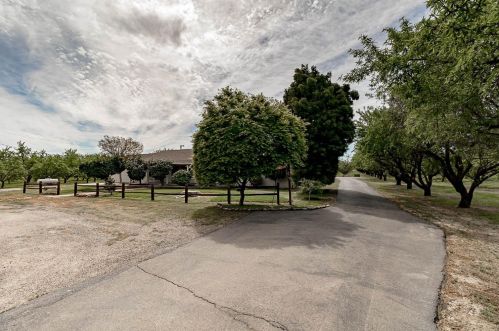 149 Davison Rd, Modesto, CA 95357-0321