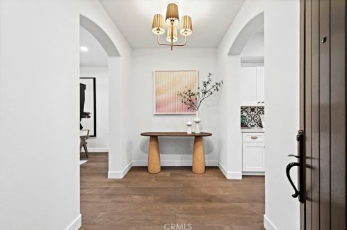 85 Sanctuary, Irvine CA  92620-3425 exterior