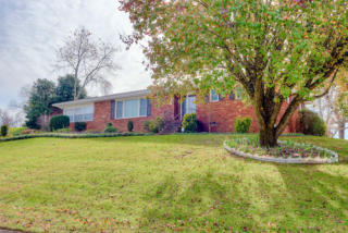 1165 Forest Plaza Cir, Hixson, TN 37343-5059
